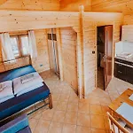 Heaven Lodge *